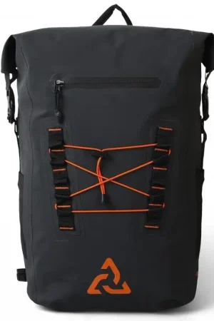 Nuova Collezione ZAINO OSEA IMPERMEABILE NERO/ARANCIONE - Zaino in poliestere 500D con chiusura arrotolabile, tasche interne, e passanti per attrezzature extra. Imbottito ed ergonomico.