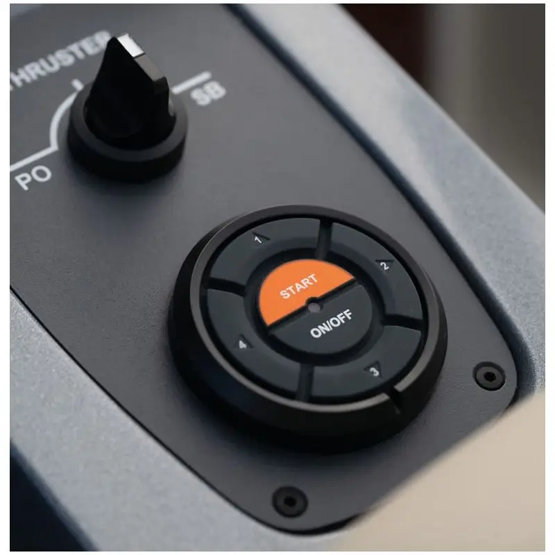Occasione Kit base CoastKey per accensione senza chiave e MOB wireless per motore fuoribordo, pannello con PIN, gestione fino a 4 motori, avvio e arresto a distanza.
