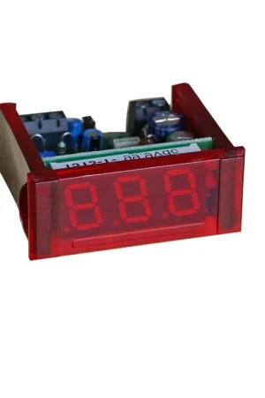 Voltmetro Digitale 0/250V Tensione Alternata - Linea Pico15, Indicato per Quadri di Controllo con Display LED Rosso e Installazione Veloce Di Tendenza