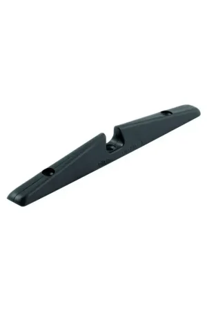Attacco per amantiglio su tangone Allen - Montaggio con rivetti - Lunghezza 150mm - Diametro fori 4mm - Distanza fori 49mm - Diametro scotta massima 6mm - Peso 16gr Offerta Del Giorno