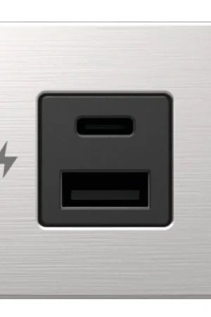 Compra Online Presa USB doppia A+C SCANSTRUT TILE inox