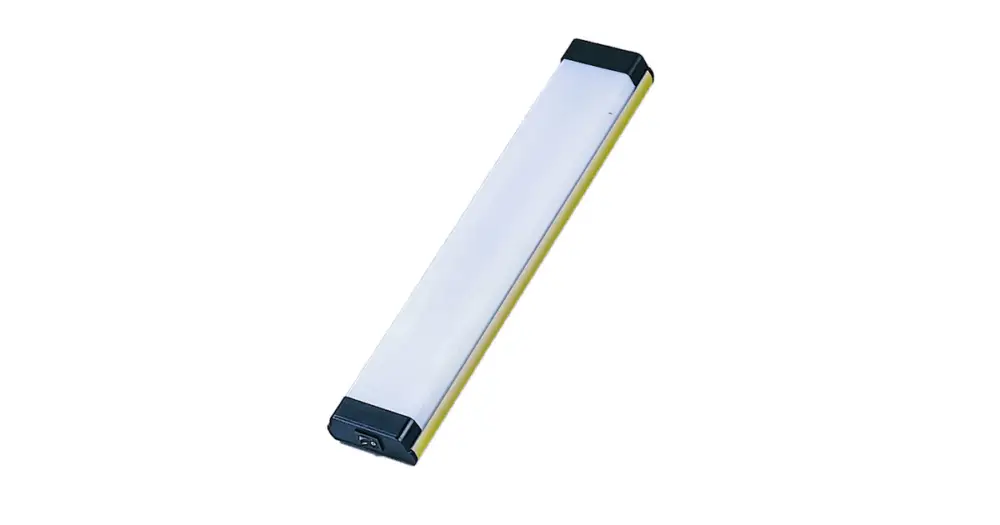 Sconto PLAFONIERA 12 V. 8 W.mm 380x75x28h